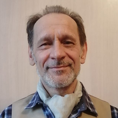 Евгений Николаевич Холяков